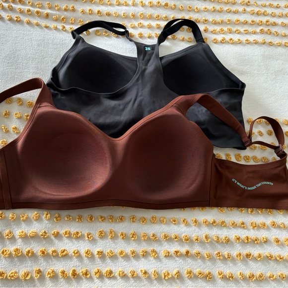 2 Huug bras, excellent condition, size medium - Picture 2 of 5